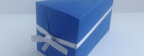Triangle-cake-box